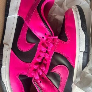 Nike Women's Fuchsia and Black Sneakers